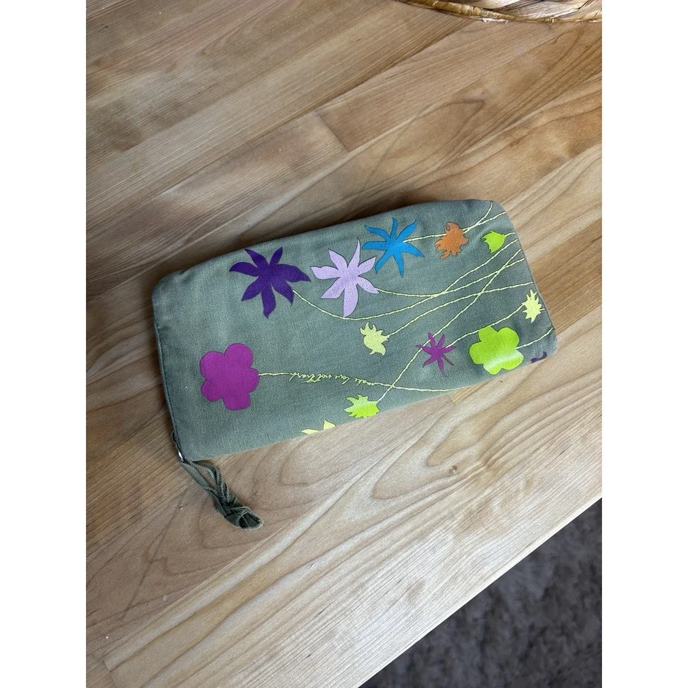 Make‎ Love Not Trash Floral Handpainted Wallet Green Multi Zip Around Boho Hippy